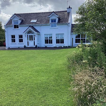 ブッシュミルズ Asdee House Bed & Breakfast エクステリア 写真