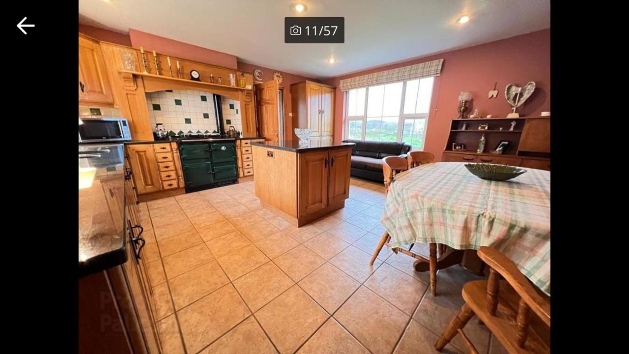 ブッシュミルズ Asdee House Bed & Breakfast エクステリア 写真