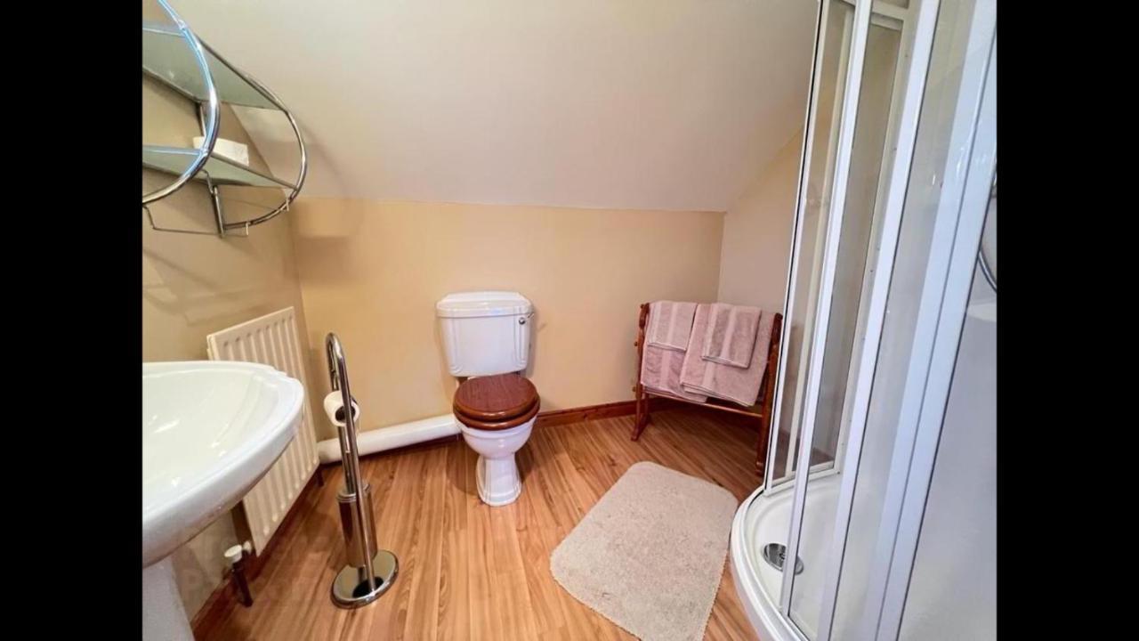 ブッシュミルズ Asdee House Bed & Breakfast エクステリア 写真