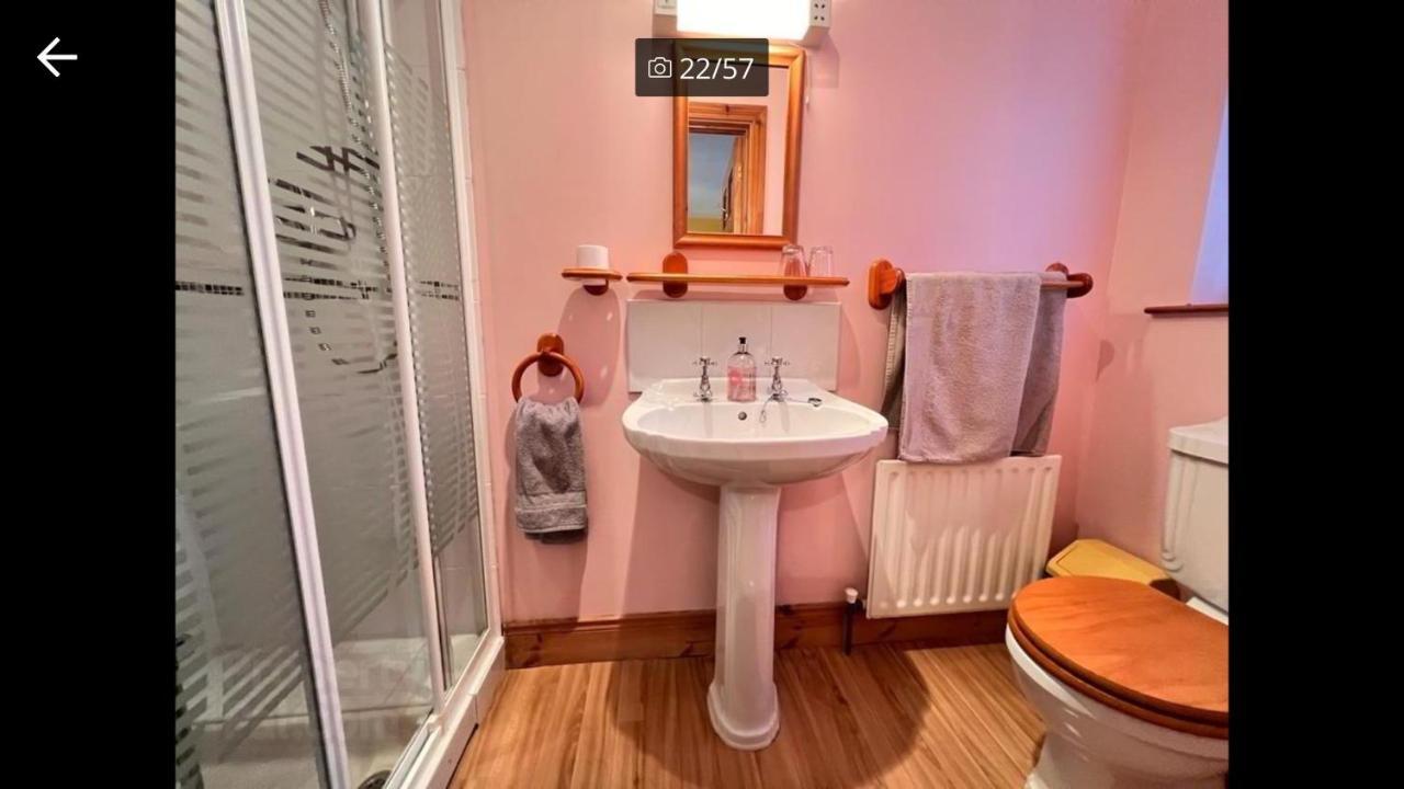 ブッシュミルズ Asdee House Bed & Breakfast エクステリア 写真